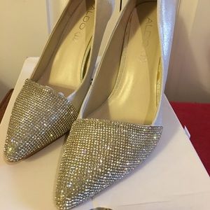 Silver satin high heels with glitter toes / 3/4 inch